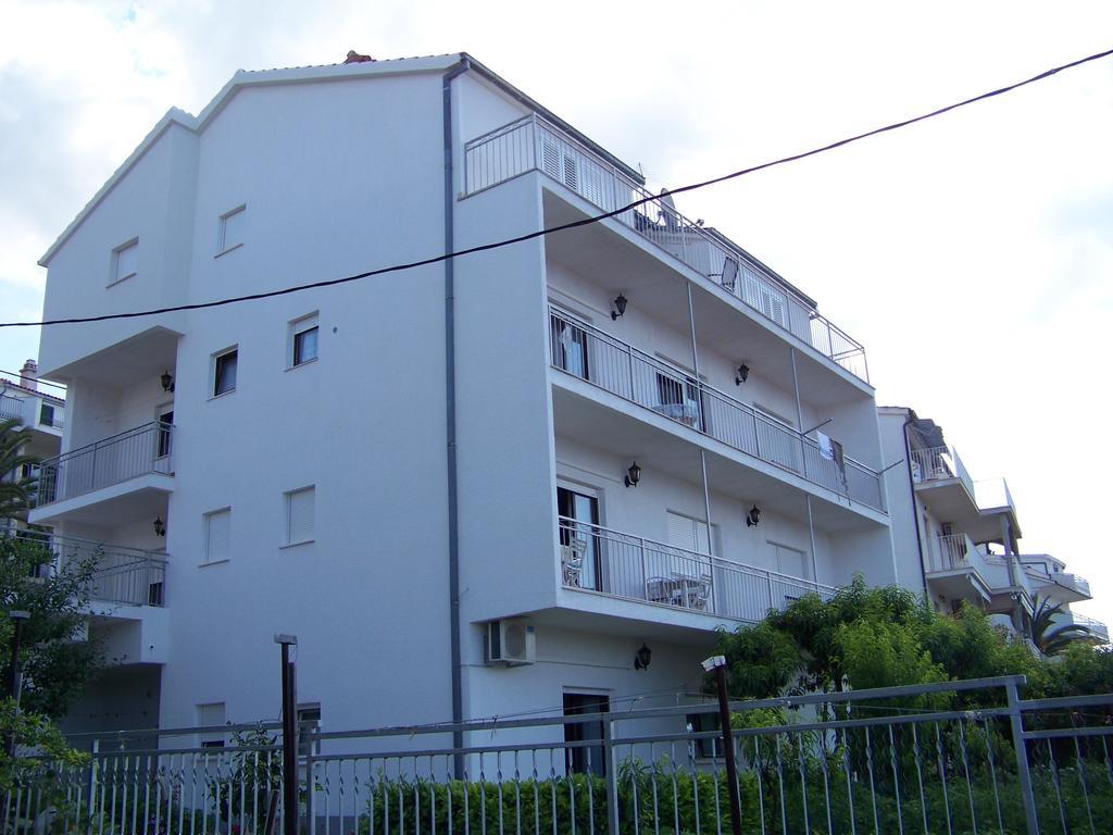 Apartments Vinka Podstrana Exterior foto